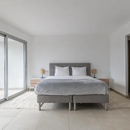 Appartement Lerins Avec Terrasse, Standing Et Moderne *