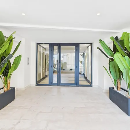 Lerins Avec Terrasse, Standing Et Moderne Appartement *